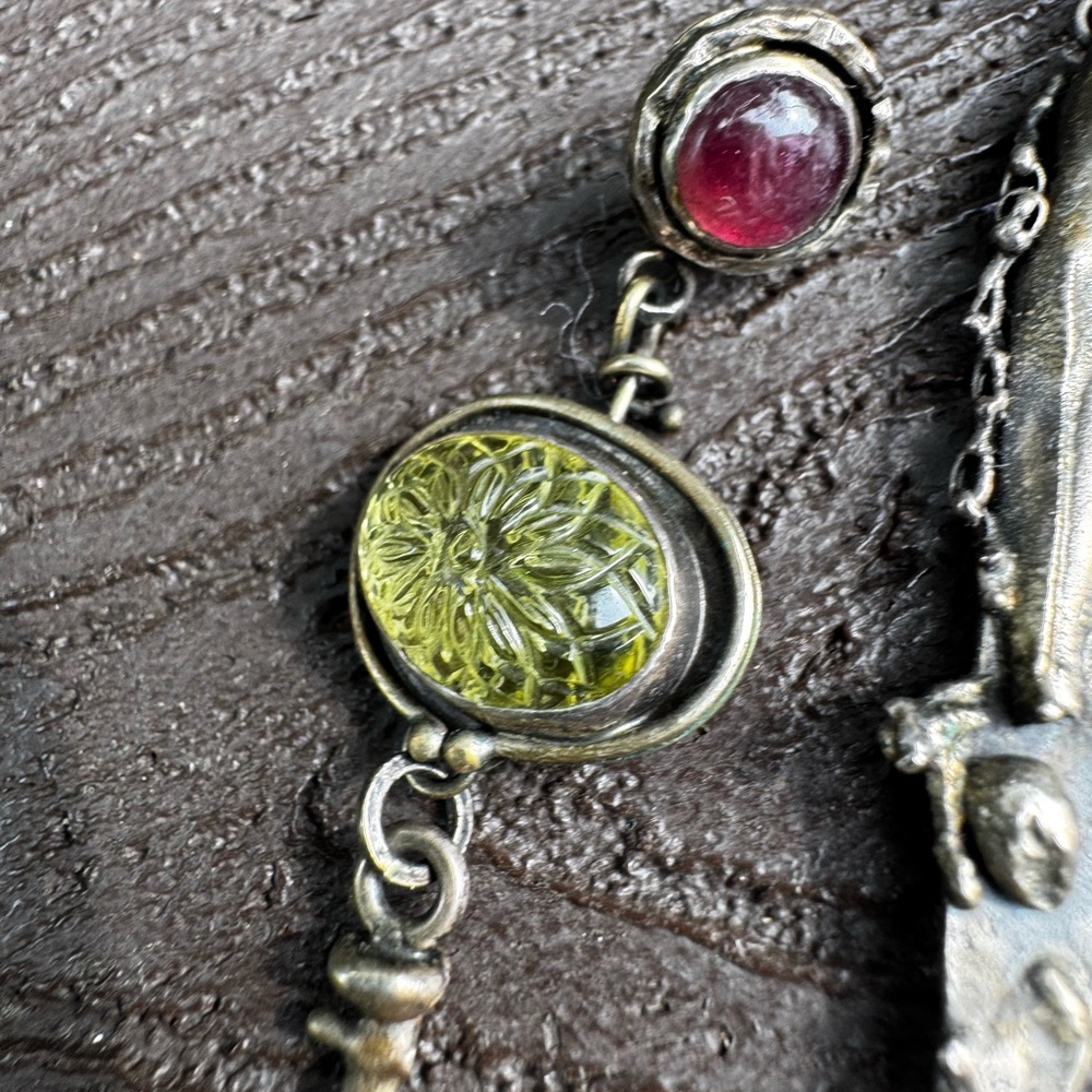 Unique Sterling Silver Earrings with carved Lemon Quartz and Tourmaline - Picture 3 of 8